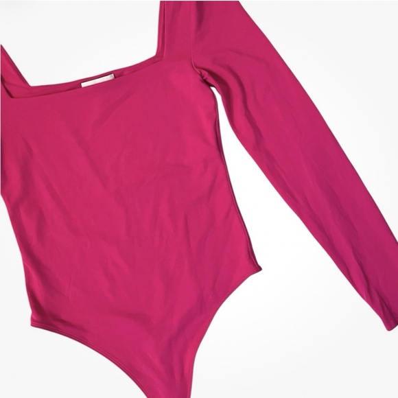 Babaton Contour Long Sleeve Square Neck Bodysuit Hot Pink Size M - Picture 3 of 10